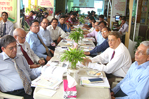 A glimpse of Seminar on `The Role of Private Universities in Higher Education of Bangladesh’ organized by The University Campus. Founder, Chairman, VC and Govt. Officials from different universities are present at the seminar. (2006)
